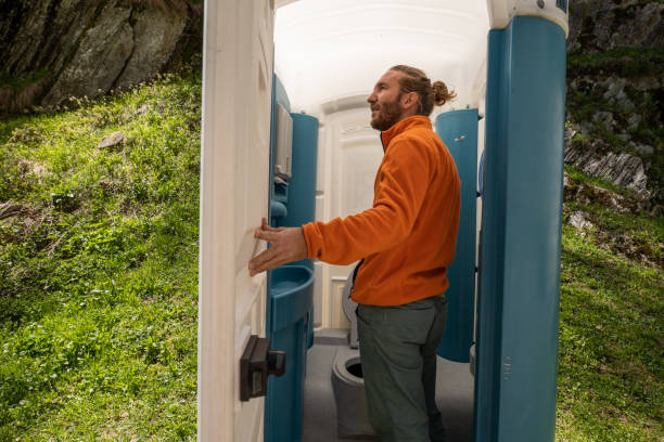 Best Portable bathroom rental  in Mcloud, OK