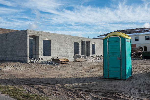 Portable Toilet Options We Offer in Mcloud, OK